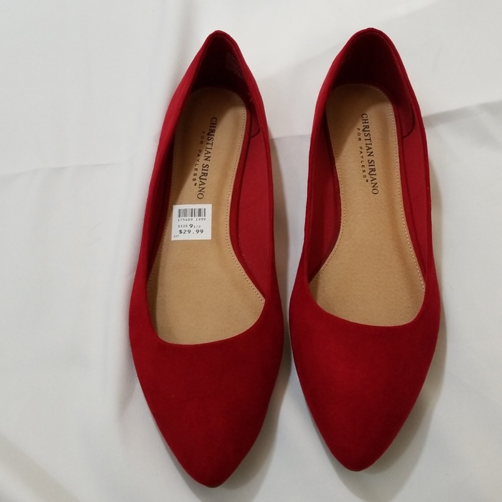 Dark red pointed flats flats
